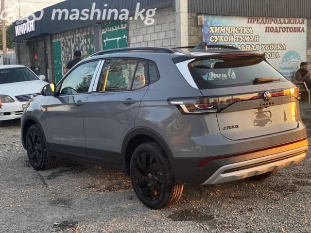 Volkswagen Tharu XR 300 TSI 1.5 AMT