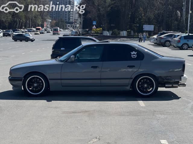 BMW 5 серии III (E34) 530i 3.0 MT
