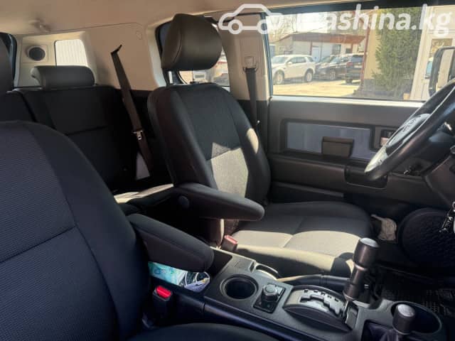 Toyota FJ Cruiser 4.0 AT 4WD