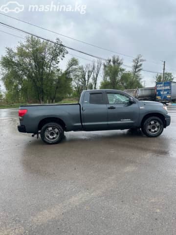 Toyota Tundra II 5.7 AT 4WD