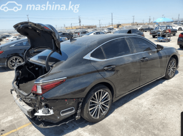 Lexus ES VII Рестайлинг 300h 2.5hyb CVT