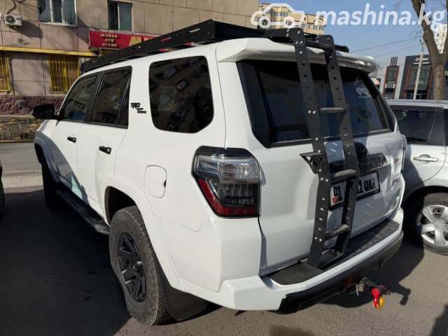 Toyota 4Runner V Рестайлинг 4.0 AT 4WD