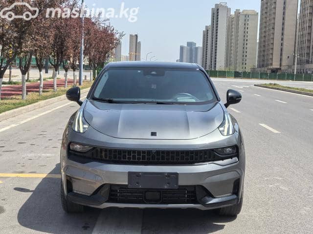 Lynk & Co 05 2.0 AT 4WD