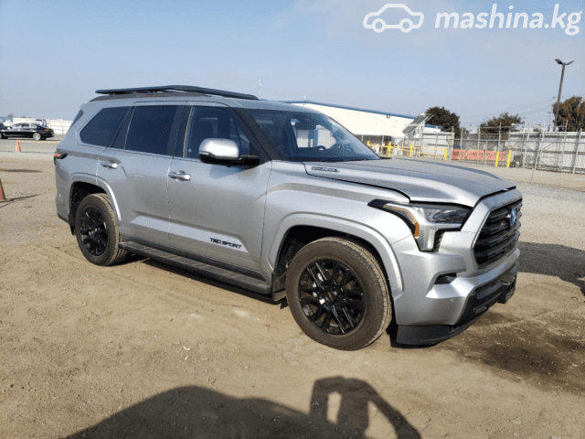 Toyota Sequoia III 3.5hyb AT 4WD