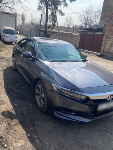 Honda Accord X 1.5 CVT