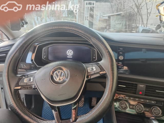 Volkswagen Jetta VII 8-speed 1.4 AT