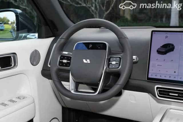 LiXiang L7 Рестайлинг 1.5hyb AT 4WD