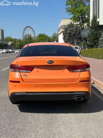 Kia K5 II 2.0 AT