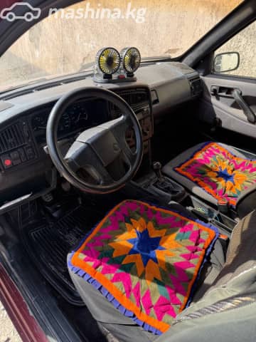 Volkswagen Passat B3 2.0 MT