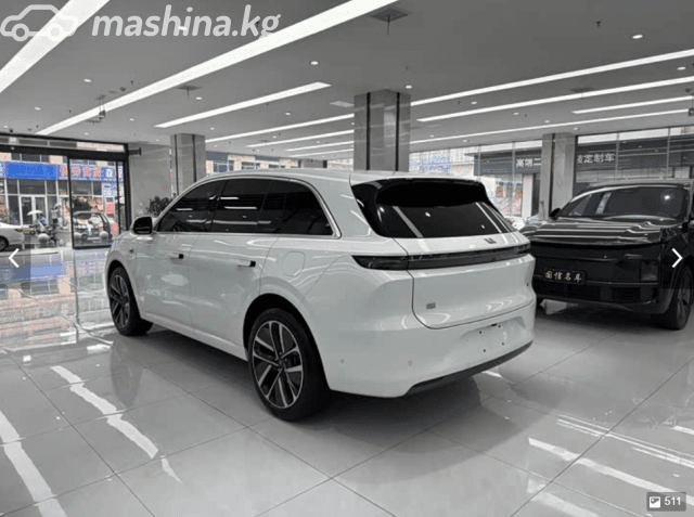 LiXiang L6 1.5hyb AT 4WD