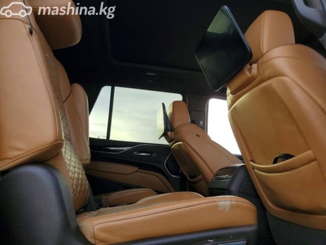 Cadillac Escalade V ESV 6.2 AT 4WD