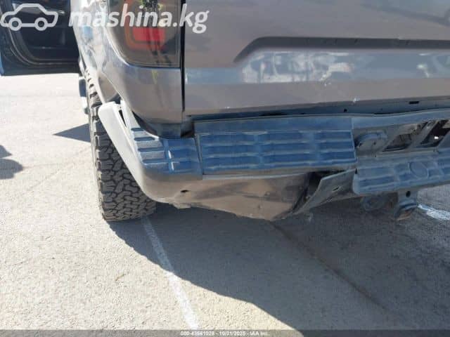 Toyota Tundra II Рестайлинг CrewMax 5.7 AT 4WD