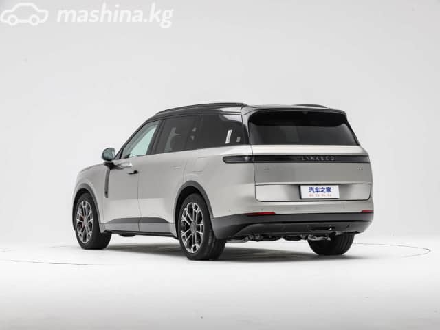 Lynk & Co 900 2.0hyb AT 4WD