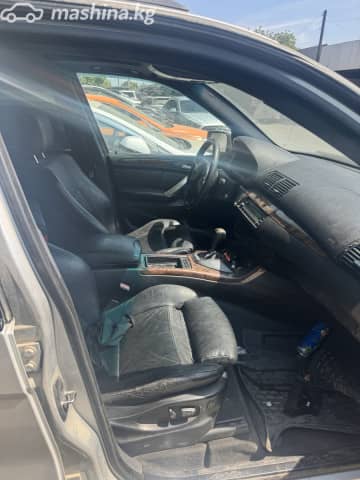 BMW X5 I (E53) 4.4 AT 4WD