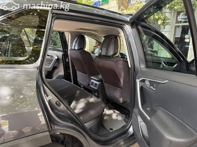 Toyota RAV4 V (XA50) 2.5hyb CVT 4WD