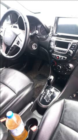 Hyundai Accent IV 1.4 AT