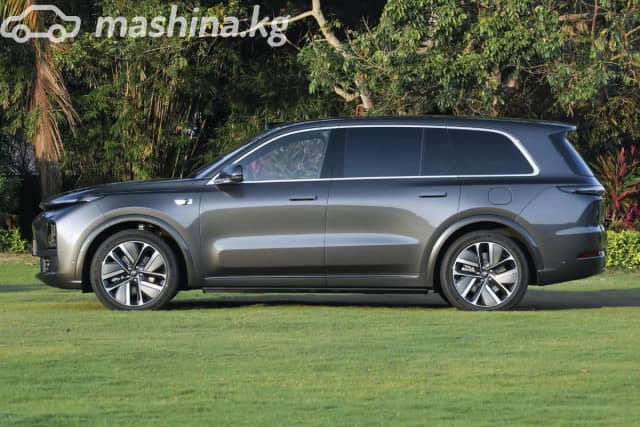LiXiang L9 Рестайлинг 1.5hyb AT 4WD