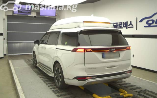 Kia Carnival IV 2.2d AT