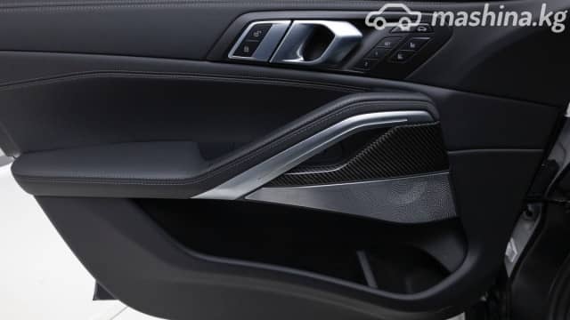 BMW X6 III (G06) Рестайлинг M60i 4.4 AT 4WD