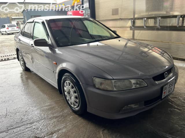 Honda Accord VI 1.8 AT