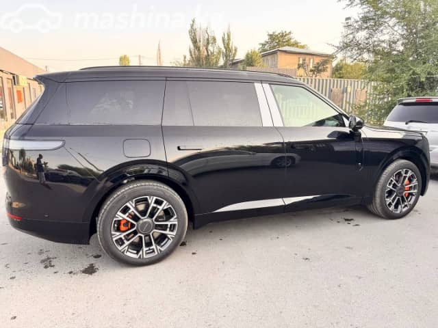 Lynk & Co 900 2.0hyb AT 4WD