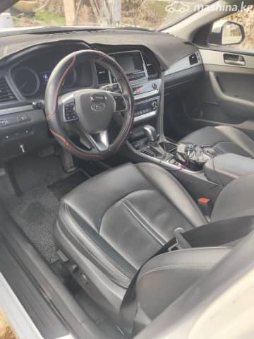 Hyundai Sonata VIII (DN8) LPi 2.0 AT