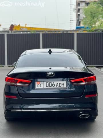 Kia K5 II 2.0 AT