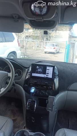 Toyota Sienna II 3.3 AT 4WD
