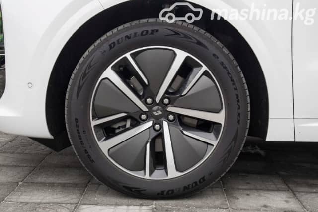 LiXiang L6 1.5hyb AT 4WD