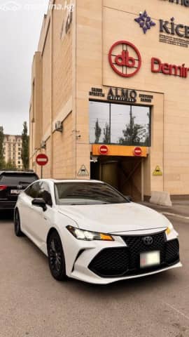 Toyota Avalon V 2.5hyb CVT