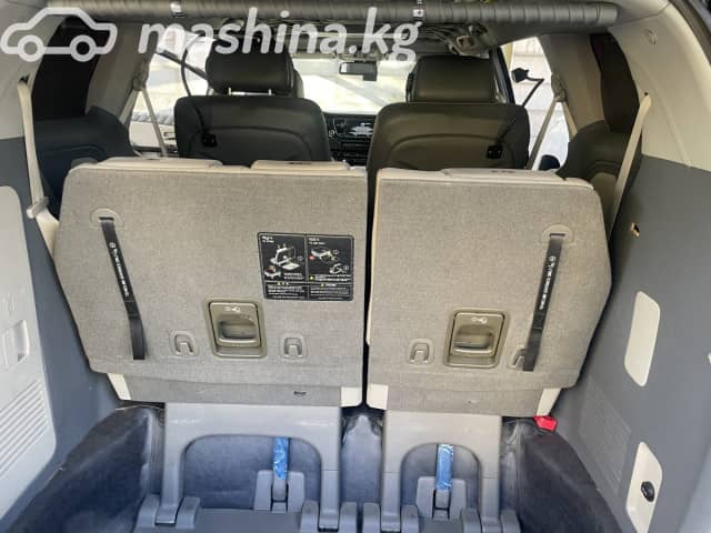 Kia Carnival III 3.3 AT