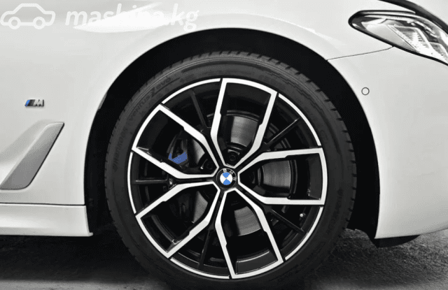 BMW 5 серии VII (G30/G31) Рестайлинг 530i xDrive 2.0 AT 4WD
