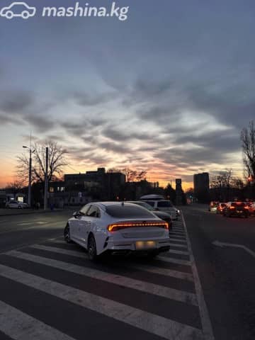 Kia K5 III LPi 2.0 AT