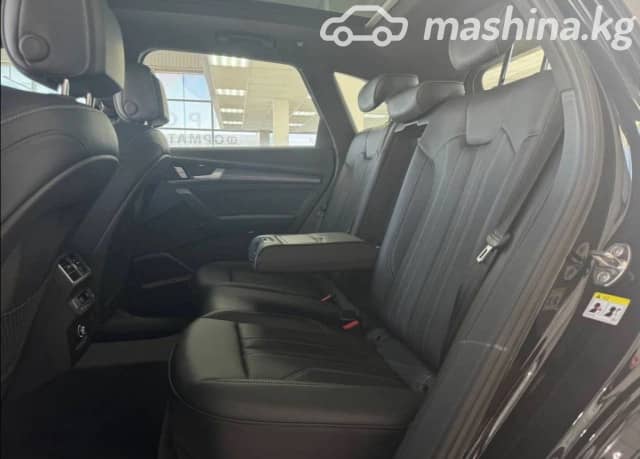Audi Q5 II (FY) Рестайлинг L 45 TFSI 2.0 AMT 4WD