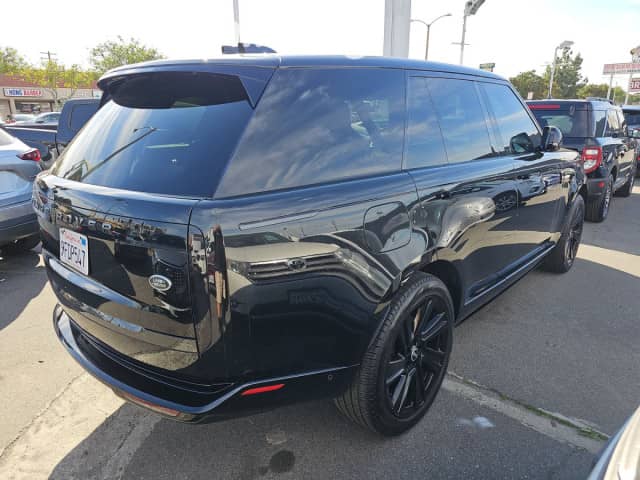 Land Rover Range Rover V P400 MHEV 3.0 AT 4WD