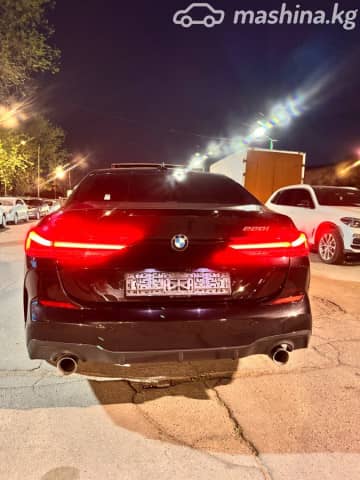 BMW 2 серии F44 220i 2.0 AMT