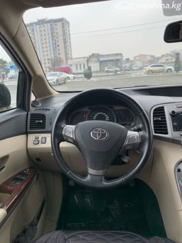 Toyota Venza I 2.7 AT 4WD