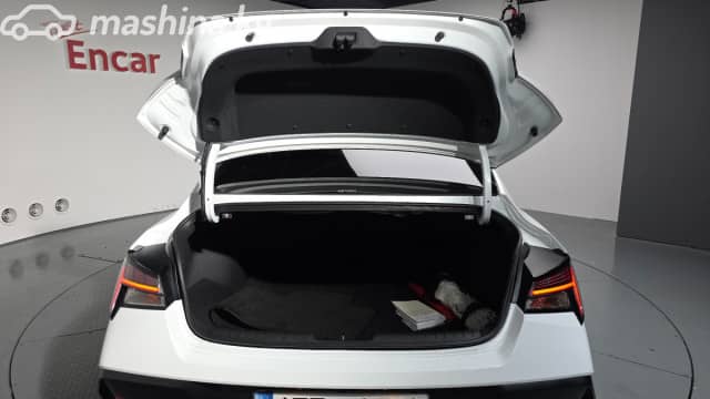 Hyundai Avante VII Рестайлинг 1.6hyb AMT