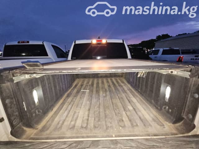 RAM 1500 V Quad Cab 5.7 AT 4WD