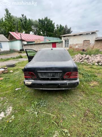 Mercedes-Benz E-Класс II (W210, S210) Рестайлинг 220 2.2d AT