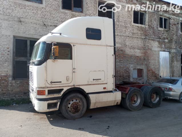 International 9000 Series
