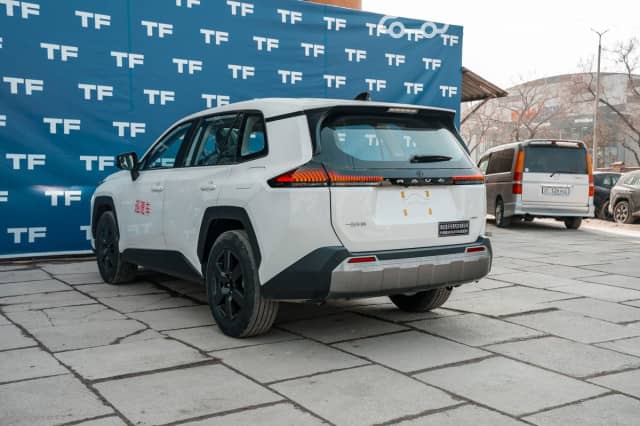 Toyota RAV4 V (XA50) 2.0 CVT 4WD