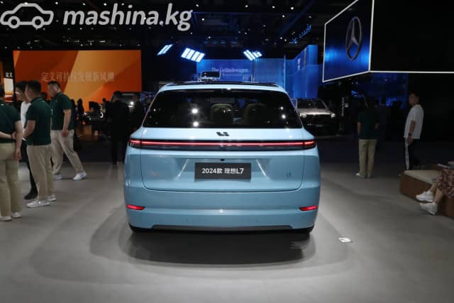 LiXiang L7 Рестайлинг 1.5hyb AT 4WD