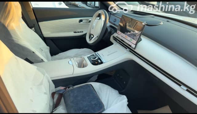 Geely Galaxy Starship 7 19.09 kWh 1.5hyb AT