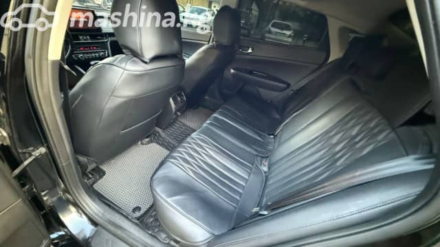 Kia K5 II 2.0 AT