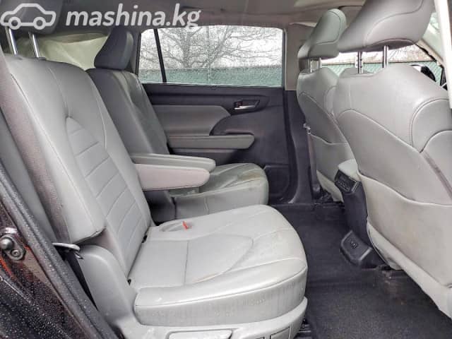 Toyota Highlander IV (U70) 2.5hyb AT 4WD