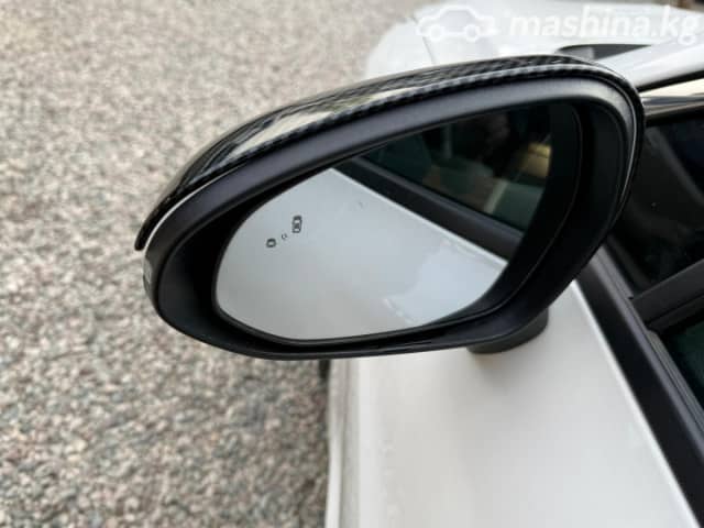 Kia K5 III LPi 2.0 AT