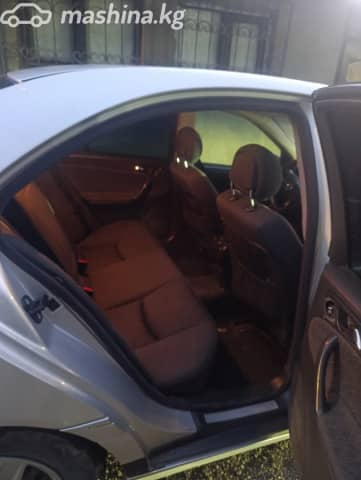 Mercedes-Benz C-Класс II (W203) 230 1.8 MT