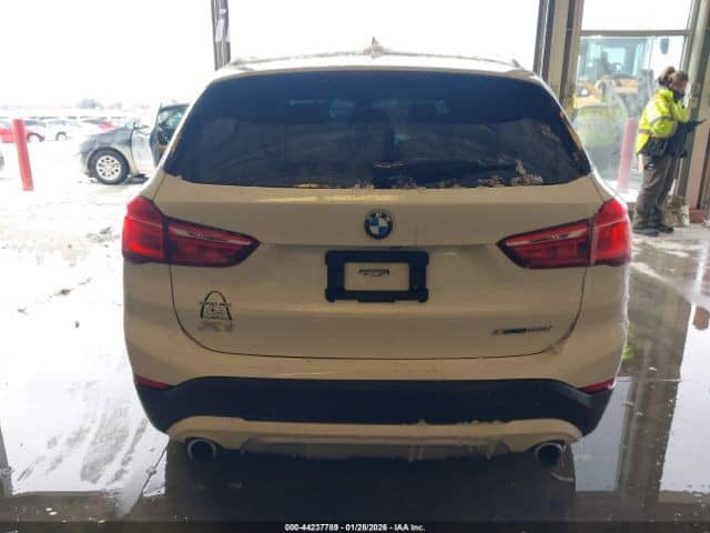 BMW X1 II (F48) Рестайлинг 28i xDrive 2.0 AT 4WD