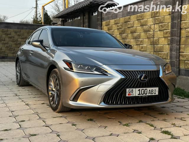 Lexus ES VII 300h 2.5hyb CVT